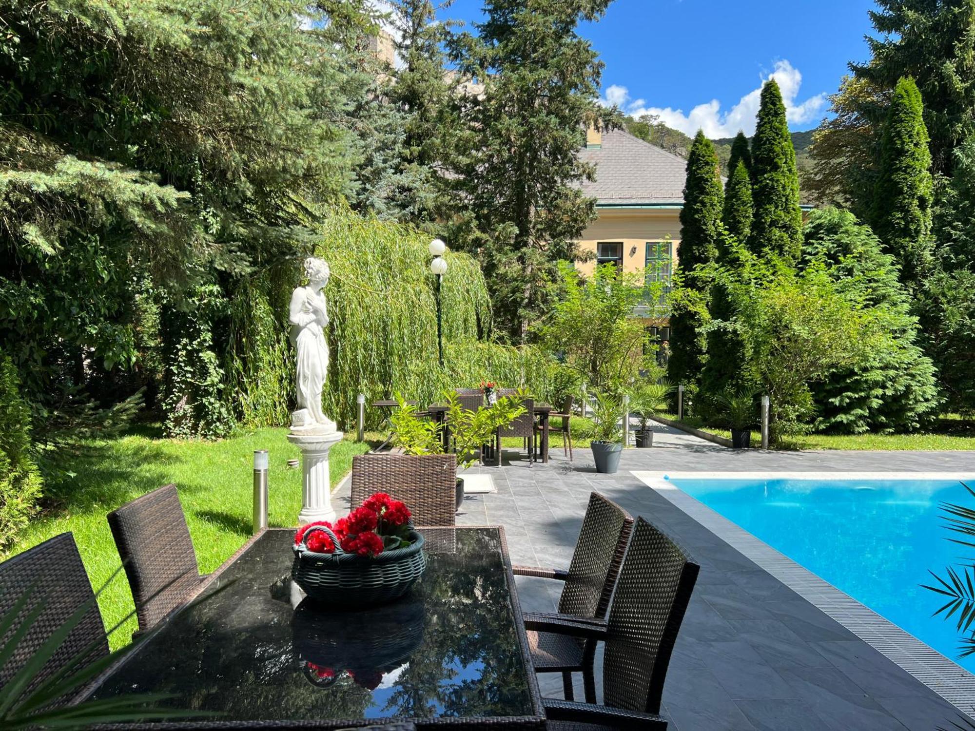 Wienerwald Residenz Baden Dış mekan fotoğraf